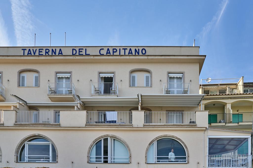 Hotel Taverna Del Capitano 4*
